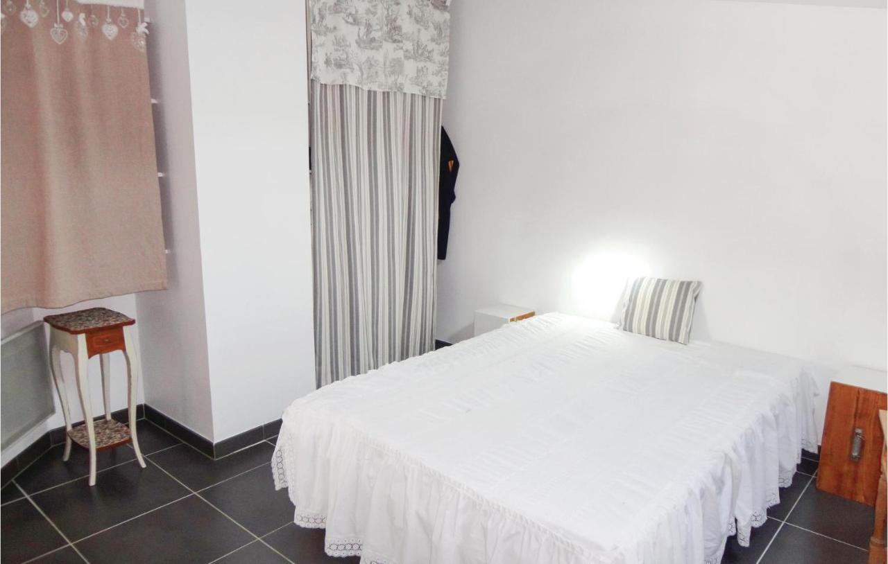 Awesome Apartment In Sauvian With Wifi Exteriér fotografie
